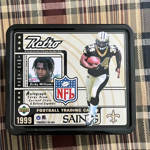 1999 Upper Deck Retro Trading Card Ricky Williams Lunch Box - Picture 2 of 5